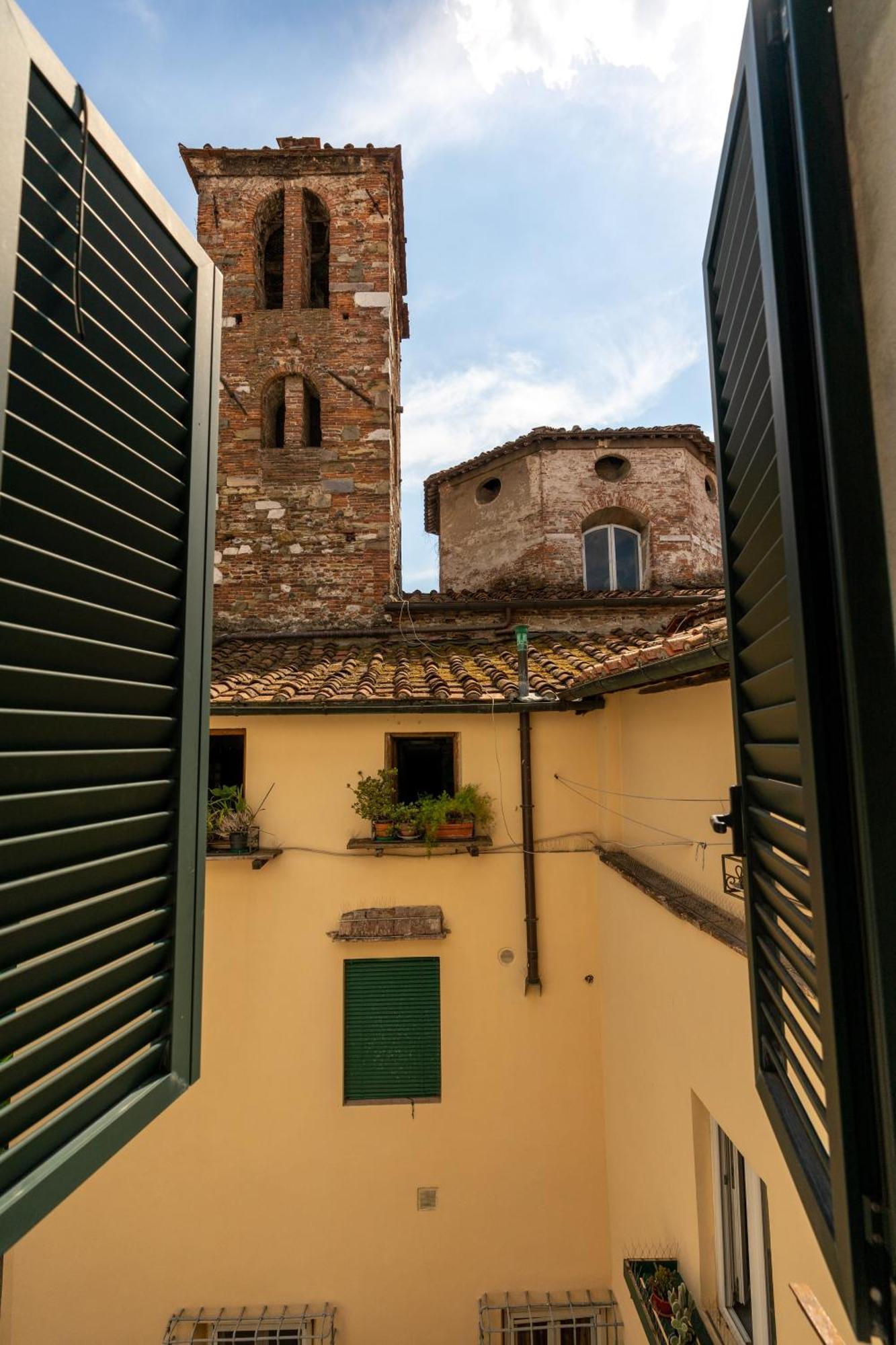 Historic Apt In The Center Of Lucca With Balcony 아파트 외부 사진