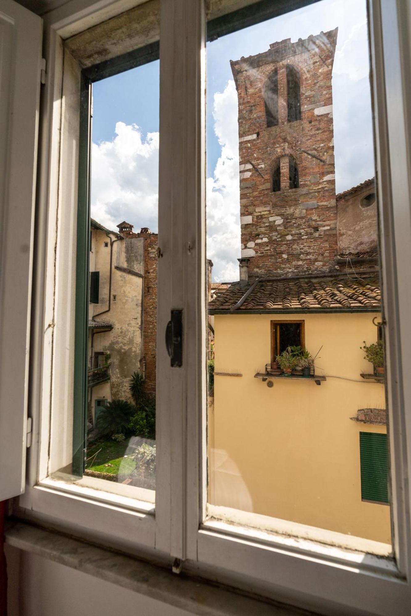 Historic Apt In The Center Of Lucca With Balcony 아파트 외부 사진